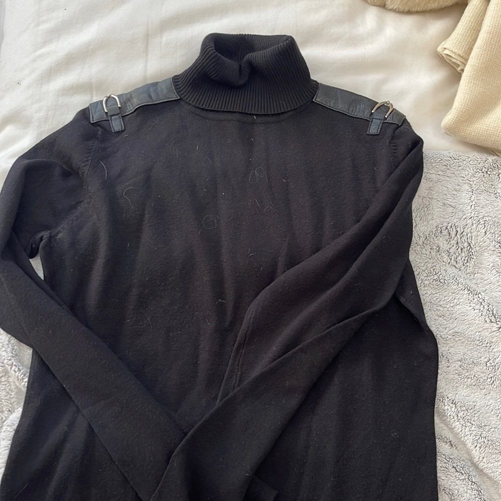 COPY - Escapade turtleneck sweater